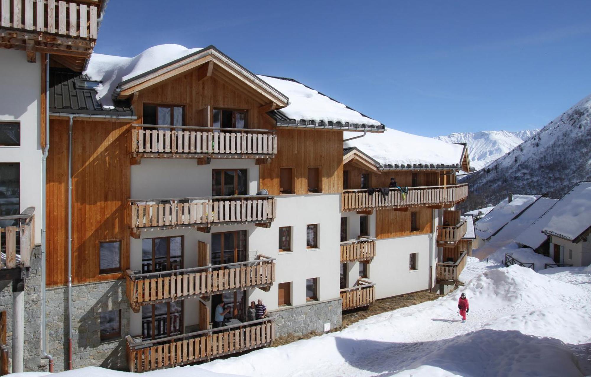 Residence Odalys Les Bergers Saint Sorlin d'Arves Eksteriør billede